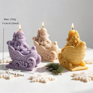 Moule en silicone Père Noël assis dans un traîneau pour bougie, moule DIY pour moulage de béton et résine, décoration d'intérieur - Product Image 2