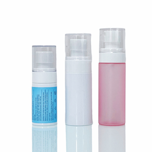 Vente en gros de flacons pulvérisateurs à double paroi en plastique de 100 ml avec logo personnalisé, flacons pulvérisateurs cosmétiques rechargeables pour toner - Product Image 3