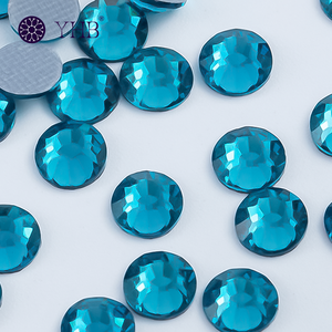 Pedras de Cristal Luxuosas para Aplicação em Roupas, Cristais de Hot Fix em Grande Quantidade - Product Image 4