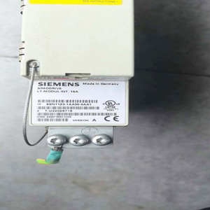 Module d'alimentation Simodrive <span class=keywords><strong>611</strong></span> d'occasion pour PLC, référence 6SN1123-1AA00-0AA1, testé et en bon état, avec garantie. - Product Image 1