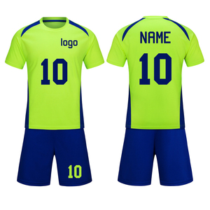 Uniforme da <span class=keywords><strong>calcio</strong></span> per ragazzi maglia da <span class=keywords><strong>calcio</strong></span> con pantaloncini <span class=keywords><strong>tuta</strong></span> sportiva in tinta unita per la formazione per bambini asciugatura rapida traspirante - Product Image 2