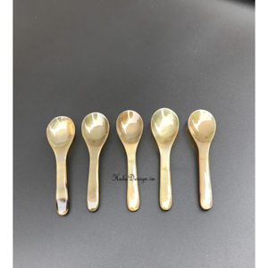 Cuillère à shilajit pour la récupération des athlètes, conçue pour une routine précise de restauration énergétique. - Product Image 3