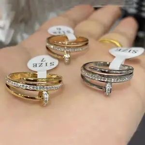 Perhiasan Merek Fashion Sederhana Baja Tahan Karat 18K Berlian Berlapis Emas Zircon Cincin Kuku Pernikahan Klasik untuk Wanita dan Pria