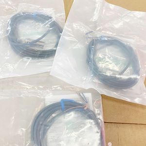 Yeni yakınlık değiştirme sensörü E2EM-X4B1 2M PNP hiçbir algılama mesafesi 4mm - Product Image 4