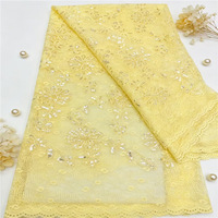 Tissu en dentelle bleu sarcelle avec broderie de perles et de sequins tubulaires pour robes de soirée et robes ajourées tendance