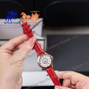 Montre à quartz élégante pour femme avec cadran en verre de 30 mm, montre-bracelet résistante à l'eau pour femmes avec bracelet en cuir - Product Image 2