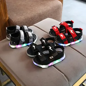 2024 летние сандалии для мальчиков, детская обувь со светодиодным освещением, пляжная обувь для девочек, дышащие сандалии для детей