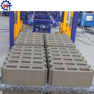 Ligne de production de blocs de béton entièrement automatique haute capacité QT8-15 pour la fabrication de blocs creux, de pavés solides et de bordures - Product Image 5