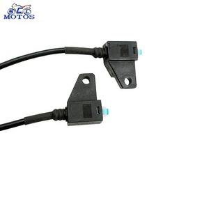 Interrupteur d'arrêt avant étanche <span class=keywords><strong>de</strong></span> rénovation <span class=keywords><strong>de</strong></span> moto <span class=keywords><strong>de</strong></span> haute qualité Assy pour ligne d'induction <span class=keywords><strong>de</strong></span> <span class=keywords><strong>frein</strong></span> à disque <span class=keywords><strong>de</strong></span> maître-<span class=keywords><strong>cylindre</strong></span> <span class=keywords><strong>BREMBO</strong></span> - Product Image 4