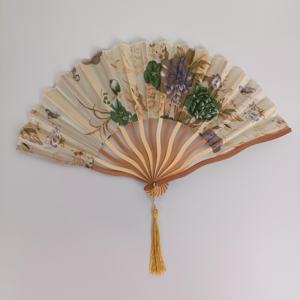 مروحة يدوية صينية قابلة للطي رائجة لعام <span class=keywords><strong>2026</strong></span>، مروحة قماشية للزفاف، هدية مخصصة منقوشة، مراوح يدوية أنيقة بيضاء قابلة للطي - Product Image 3