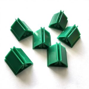 Support de table triangulaire écologique en plastique transparent pour pièces de jeu, porte-numéros et porte-cartes pour fêtes - Product Image 4
