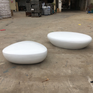 Silla de Espera Ovalada de Fibra de Vidrio, Muebles Comerciales Duraderos, Diseño Minimalista, Uso en Pisos Duros - Product Image 3