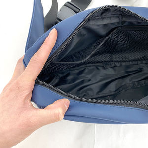 Riñonera personalizada para hombre y mujer, Cangurera impermeable negra para deportes al aire libre, viajes, senderismo, ciclismo, perro, caminar - Product Image 4