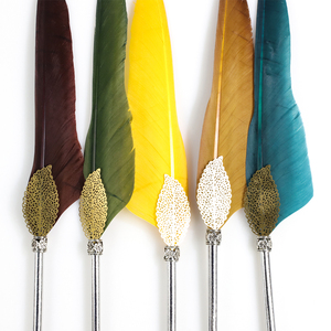 Thiết Kế Cá Nhân 24 Màu Chất Lượng Cao Bút Lông Bút Bi Với Lông - Product Image 3