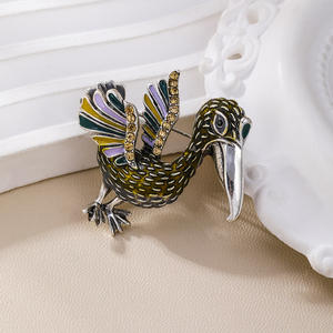 Weiman Nuevo Broche Creativo Retro Único de Aves (Tucán y Cormorán) con Esmalte de Colores y Zirconia Exquisita, Estilo Neutral y Sencillo, para Boda y Niños - Product Image 3