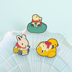 <strong>Tsuki</strong> Rabbit Enamel Pin Cartoon Cute Bunny Knitting Brooch Lapel Badge Jewelry Gift for Friend - Product Image 5