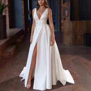 Robe de soirée longue blanche, col en V, dos nu, taille empire, confortable, pour hôtesse - Product Image 1