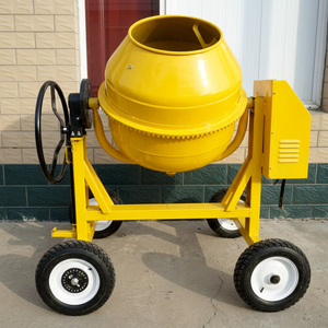 Bétonnière portative jaune à 4 roues, décharge manuelle, avec moteur - Product Image 1