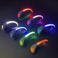 Clip de chaussure lumineux à LED pour l'extérieur Vélo LED Luminous Night Running Shoe Safety Clips Cycling Sports Warning Light Safety