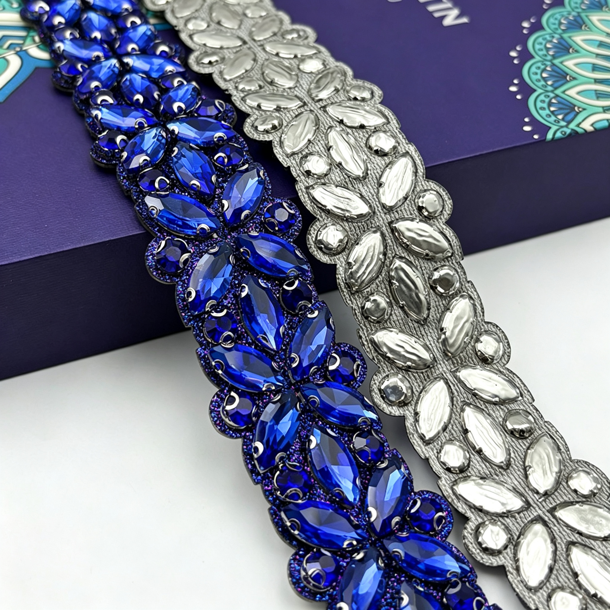 Bleu profond + paillettes bleu profond