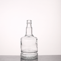 Botol Kaca dengan Tutup Sekrup dan Logo Sablon untuk Tequila, Anggur, Brandy, dan Lainnya - Ukuran 700ml/750ml/1000ml/1400ml