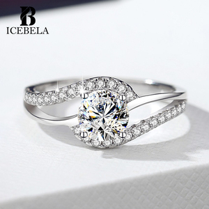 Venta al por mayor 925 anillo de bodas de plata esterlina pareja joyería nupcial fina ahueca hacia fuera 0.6ct 0.8ct Moissanite Zircon anillos para niñas - Product Image 3