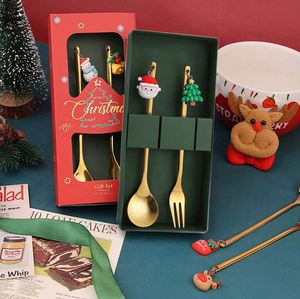 Juego de Regalo de Navidad de 2/4/6 Piezas con Diseño de Papá Noel y Reno, Cuchara y Tenedor para Postre, Café y Té, de Acero Inoxidable Chapado en Oro, en Caja de Regalo Navideña - Product Image 4