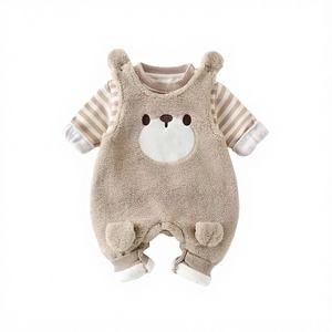 Conjunto de Dos Piezas para Bebé, Otoño-Invierno, Mono con Forro Polar, Pantalones con Tirantes, Estilo Occidental, Diseño de Dibujos Animados, Súper Lindo, para Exteriores - Product Image 1
