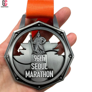 Médaille de marathon de Séoul 3D en alliage de zinc de haute qualité, personnalisée avec logo gravé, fabriquée par une usine avec 15 ans d'expérience - Product Image 5