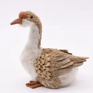 GY BSCI Easter Decoration Natural Straw Goose Easter Straw Animal Table Decoration Outdoor Garden Decoration