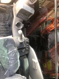 HITACHI ZX200-3 20TON Excavatrice d'occasion presque neuve Excavatrice moyenne d'occasion avec moteur Isuzu et composants principaux - Product Image 6