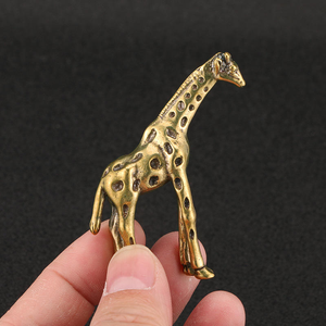 Ornements de girafe miniatures faits à la main en gros, ornements d'animaux, laiton, petits objets artisanaux créatifs - Product Image 4