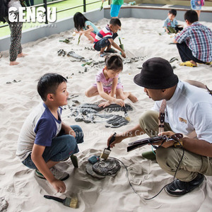 Jeu <span class=keywords><strong>de</strong></span> <span class=keywords><strong>chasse</strong></span> aux fossiles <span class=keywords><strong>de</strong></span> dinosaures simulés en métal pour espaces publics écoles jardins d'enfants garderies aéroports centres commerciaux - Product Image 1