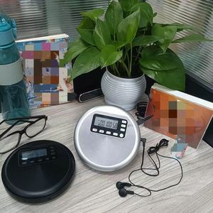 Reproductor de CD portátil de metal plateado personalizado de fábrica con pantalla LCD para estudiantes de inglés, herramienta educativa. - Product Image 5