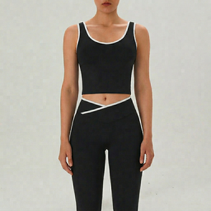 บราโยคะแบบ U-Neck สำหรับผู้หญิง สายสปาเก็ตตี้ ขอบตัดกันสี  ยืดได้สี่ทิศทาง เป็นมิตรกับสิ่งแวดล้อม ระบายอากาศได้ดี ไร้ตะเข็บ ไซส์พลัส - Product Image 1