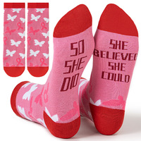 Chaussettes mi-mollet pour femme en polyester, jacquard, avec motif gants de boxe, ruban rose, lettres et bordure rayée blanc-rose, cadeau pour survivant
