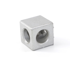 Fabricant chinois – Support d'angle bidirectionnel en aluminium moulé sous pression 30x30mm 2068 pour profilé aluminium 3030 à fente 8 - Product Image 1