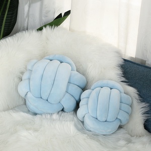Décor à la maison oreiller canapé oreiller salon coussin sphérique 22 28 35 cm agneau velours noeud oreiller <span class=keywords><strong>boule</strong></span> - Product Image 2