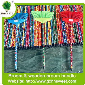 Balais en plastique pour nettoyage de sols 2026, balais en gros avec manche en <span class=keywords><strong>bois</strong></span>, balais en <span class=keywords><strong>bois</strong></span> de mangue - Product Image 4