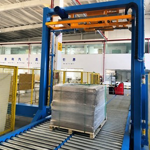 เครื่องรัดสายรัดแบบ Safety Guard พร้อมสายการผลิตบรรจุภัณฑ์ครบวงจรสำหรับโรงงานบรรจุภัณฑ์ชิ้นส่วนยานยนต์ในอุตสาหกรรม - Product Image 4