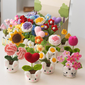 Maceta de Flores Tejidas a Crochet, Diseño de Conejito y Lirio, Hechas a Mano, de Poliéster Artificial, Decoración Navideña para el Hogar y la Oficina - Product Image 6