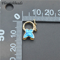 14x11mm à la mode en gros bleu blanc coquille papillon forme 18k fermoir en or pour colliers fabrication de bijoux fête d'anniversaire