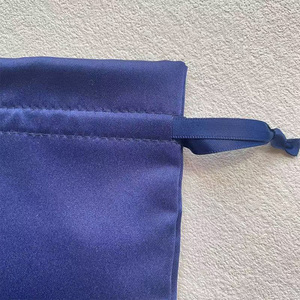 Sac de rangement anti-poussière en satin brillant - Product Image 5