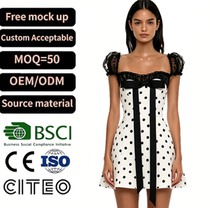 Abito Mini da Donna Bianco a Pois con Bordo in Pizzo Nero, Maniche a Sbuffo, Fiocco Frontale, Scollo Quadrato, Stile Dolce Retrò, Vestito Estivo da Festa, Outfit Vintage - Product Image 1