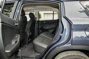 Voiture d'occasion japonaise pas chère 2021 pour Hyundai Ix35 2.0L GLS 2WD SUV familial équipé d'un écran tactile de 10,4 pouces et de phares à LED - Product Image 4