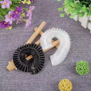 Ecológico desechable PE plástico pelo Hotel gorro <span class=keywords><strong>de</strong></span> ducha impermeable empaquetado individualmente para uso <span class=keywords><strong>de</strong></span> limpieza - Product Image 1