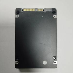 MZILT3T8HBLS-00007 <span class=keywords><strong>SDD</strong></span> PM1643a 3.84T <span class=keywords><strong>SAS</strong></span> 12 Go - Product Image 2