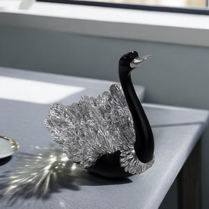 高級家の装飾樹脂製手工芸品黒白鳥像工場製造 - Product Image 2