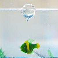 Ornement de poisson en verre coloré fait main, décoration d'aquarium, poisson rouge mignon de dessin animé, poisson queue de hirondelle, artisanat d'été
