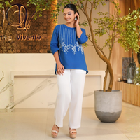 Blus Wanita Premium Berkualitas Tinggi, Kasual, Bahan Linen Biru Bordir, Lengan Tiga Perempat, Kancing Setengah
